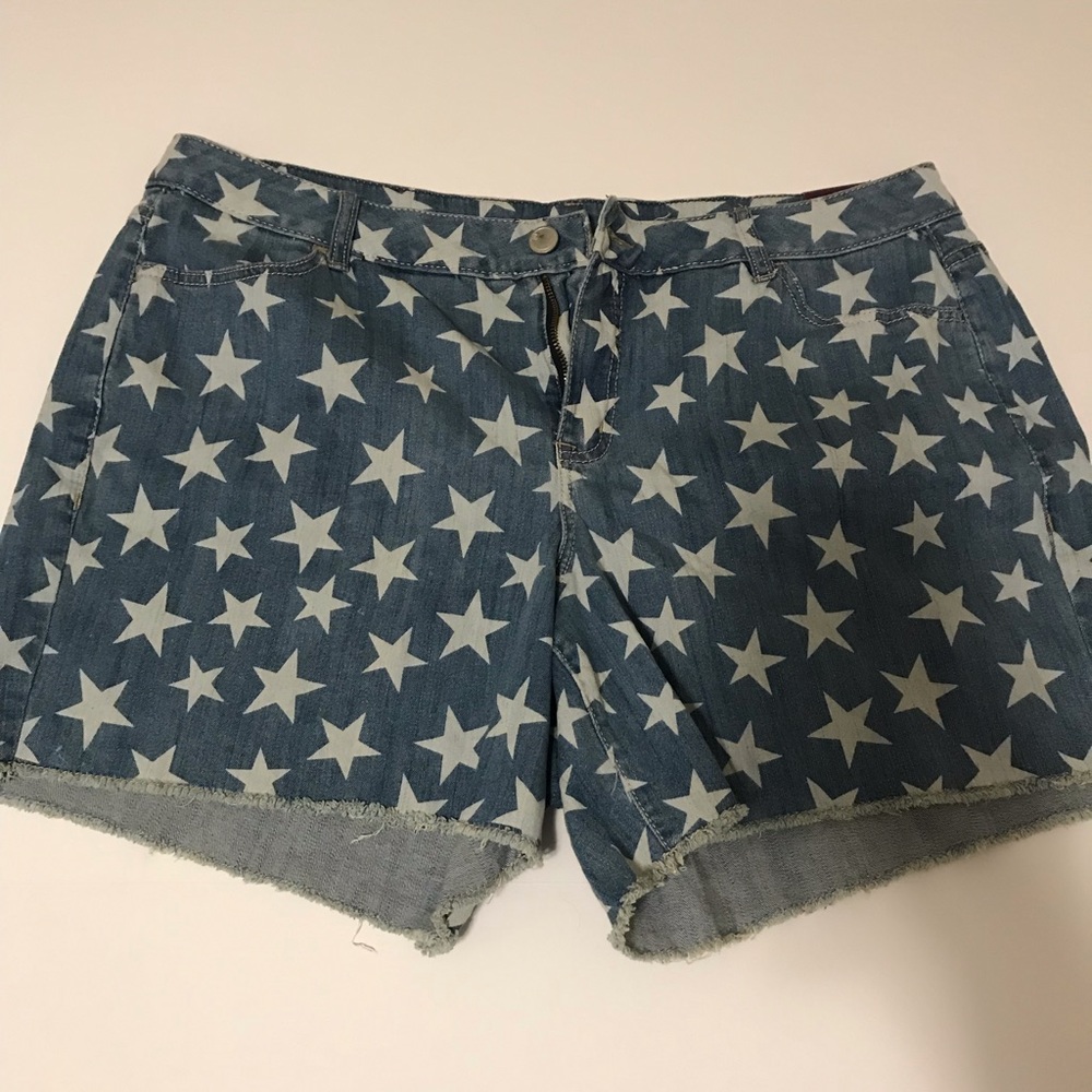 Jean Shorts with stars